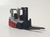2009 Matchbox Power Lift 2000 Fork Lift Red and Grey Die Cast Toy Car Warehouse Machinery Construction Vehicle Equipment
