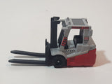 2009 Matchbox Power Lift 2000 Fork Lift Red and Grey Die Cast Toy Car Warehouse Machinery Construction Vehicle Equipment