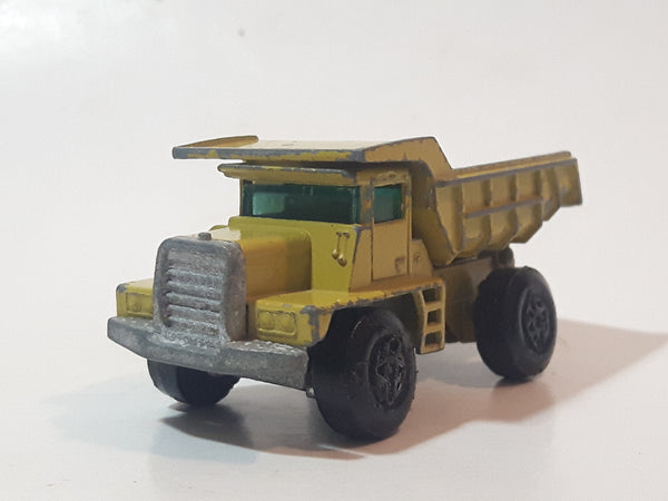 Vintage 1970 Lesney Matchbox Series No. 28 Mack Dump Truck Yellow Die Cast Toy Car Vehicle