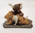 1994 United Design Teddy Angels Everybody Needs A Helping Hand Murray Mending Bruin 2 3/4" Tall Resin Figurine