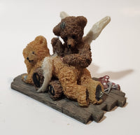 1994 United Design Teddy Angels Everybody Needs A Helping Hand Murray Mending Bruin 2 3/4" Tall Resin Figurine