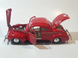 Motor Max No. 68014 1940 Ford Deluxe Coupe Red 1:24 Scale Die Cast Toy Car Vehicle with Opening Doors, Hood, and Trunk