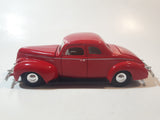Motor Max No. 68014 1940 Ford Deluxe Coupe Red 1:24 Scale Die Cast Toy Car Vehicle with Opening Doors, Hood, and Trunk