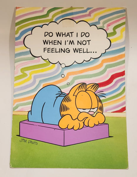 1978 Carlton United Features Syndicate Garfield Do What, I Do When I'm Not Feeling Well... Jim Davis 7 1/4" x 10 1/2" Over Sized Greeting Card