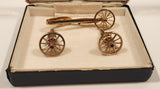 Vintage Hickok USA Spinning Moving Chuck Wagon Wheel Gold Tone Cufflinks and Tie Tack In Fran-Ital Case