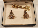 Vintage Hickok USA Spinning Moving Chuck Wagon Wheel Gold Tone Cufflinks and Tie Tack In Fran-Ital Case