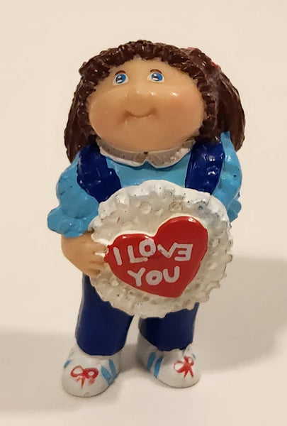 Vintage 1984 OAA Cabbage Patch Kids Girl Holding I Love You Heart Shaped Valentine 2 3/8" PVC Toy Figure