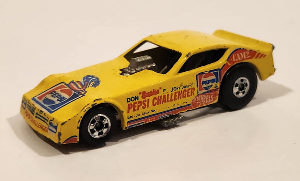 Vintage 1982 Hot Wheels Army Funny Car Pepsi Challenger Don "Snake" Prudhomme Yellow Die Cast Toy Race Car Vehicle