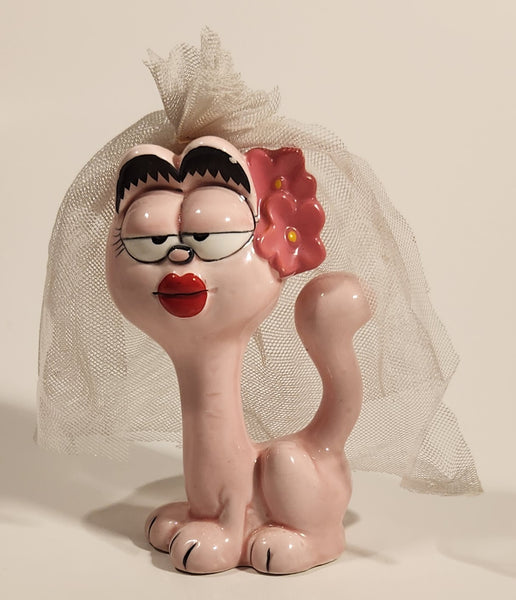 Vintage 1982 Enesco United Features Syndicate Garfield Arlene Bride Porcelain Figurine with Veil