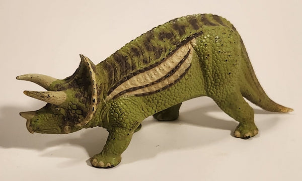1975 Invicta Plastic Ltd British Museum (Nautical History) Triceratops Green Triceratops Dinosaur Toy Figure