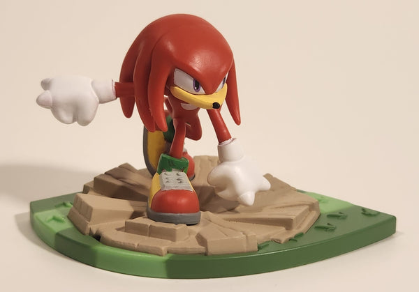 Just Toys Sonic The Hedgehog Series 3 Craftable Buildable Knuckles The Echidna on Grass Toy Action Figure