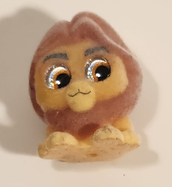 Disney Doorables Lion King Mufasa Fuzzy Miniature 1" Toy Figure