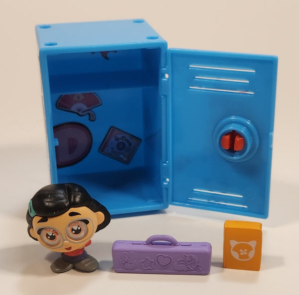 Just Play Disney Doorables Academy Locker Mei Blue Plastic Toy Figure and Accessories Set