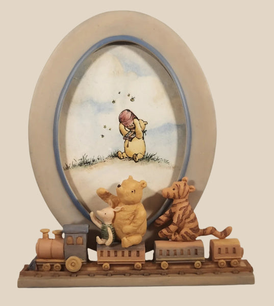 Charpente Disney Winnie The Pooh and Tigger On A Train Resin Picture Frame