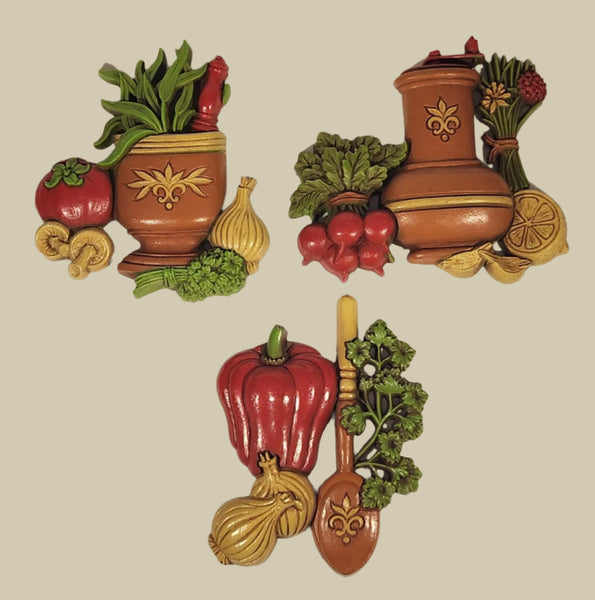 Vintage 1976 Dart Industries Kitchen Vegetables 3D Plastic Mold Wall Decor 3 Piece Set 7428 7429 7430