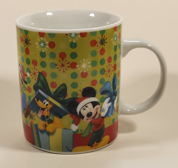 Disney Mickey Mouse Pluto Goofy Donald Duck Christmas Themed 3 3/4" Tall Ceramic Coffee Mug Cup