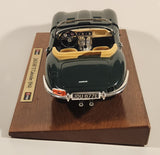 Burago 1961 Jaguar "E" Cabriolet Green 1/18 Scale Die Cast Toy Car Vehicle on Wood Display Stand JDU 877E