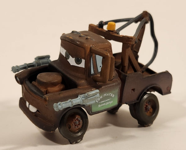 Disney Pixar Cars Tow Mater with Machine Guns Brown Tow Truck Hard Rubber Toy Car Vehicle