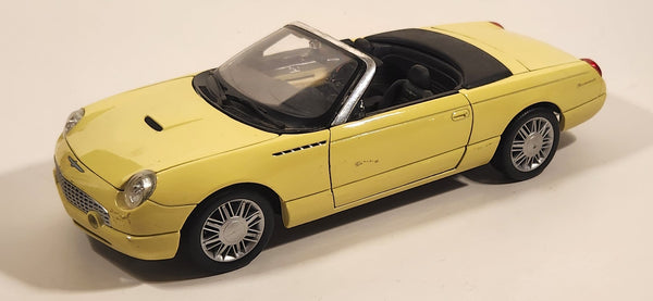 Maisto Ford Thunderbird Yellow 1/18 Scale Die Cast Toy Car Vehicle with Opening Doors Hood Trunk Missing Mirrors