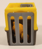 2018 Jazwares Feisty Pets Mini Misfits Ginormous Gracie Giraffe 1 3/4" Toy Figure with Moving Mouth and Eyes Including Yellow Carrier Crate