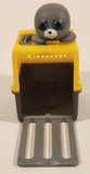 2018 Jazwares Feisty Pets Mini Misfits Narcoleptic Naomi Seal 1 7/8" Toy Figure with Moving Mouth and Eyes Including Yellow Carrier Crate