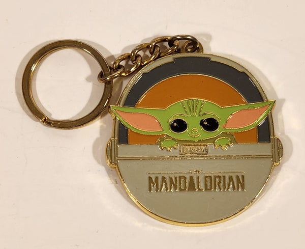 LucasFilm Star Wars Mandalorian Yoda The Child Grogu Enamel Metal Keychain