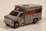 2000 Matchbox Police Patrol 1996 Ford Ambulance Grey Silver Die Cast Toy Car Vehicle