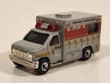 2000 Matchbox Police Patrol 1996 Ford Ambulance Grey Silver Die Cast Toy Car Vehicle