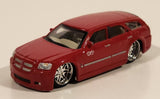 2005 Maisto Playerz Dodge Magnum RT Station Wagon Red Die Cast Toy Car Vehicle with Rubber Tires