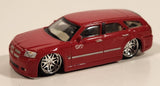 2005 Maisto Playerz Dodge Magnum RT Station Wagon Red Die Cast Toy Car Vehicle with Rubber Tires