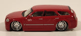 2005 Maisto Playerz Dodge Magnum RT Station Wagon Red Die Cast Toy Car Vehicle with Rubber Tires