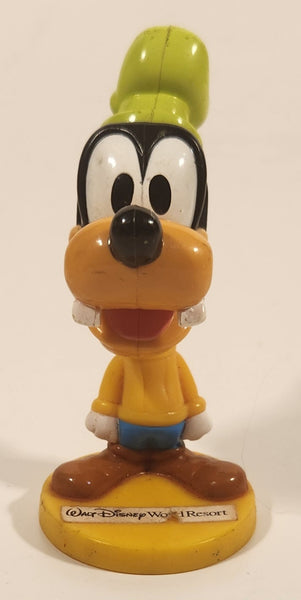 Sasco Kellogg's Canada Walt Disney World Resort Goofy Bobblehead 3 1/2" Tall Plastic Toy Figure
