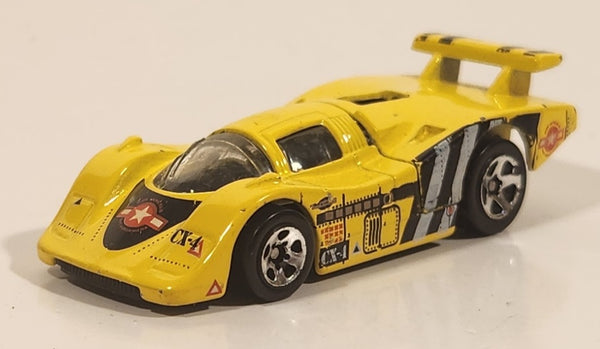 1998 Hot Wheels Flyin' Aces Sol-Aire CX-4 Yellow Die Cast Toy Car Vehicle Opening Rear Hood