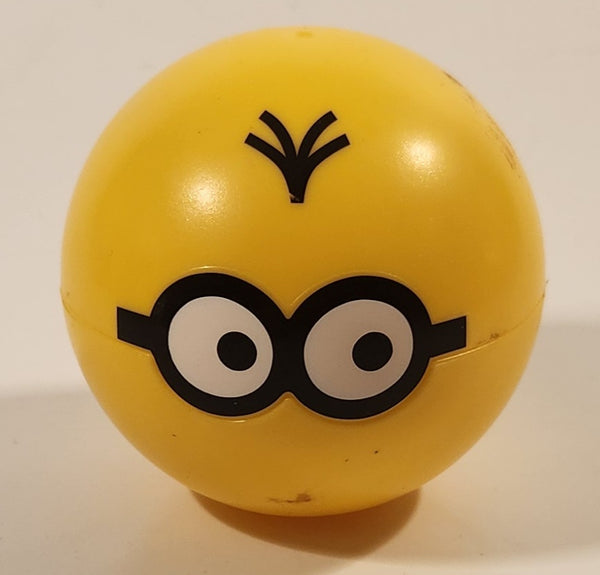 2019 McDonald's UCS Minions Rise of Gru Selfie Dave 3" Plastic Yellow Opening Ball Toy