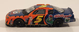2000 Racing Champions Kellogg's Cereal NASCAR Terry Labonte #5 Monte Carlo Diecast Toy Car Vehicle