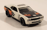 2010 Hot Wheels HW Performance '08 Dodge Challenger SRT8 White Die Cast Toy Car Vehicle
