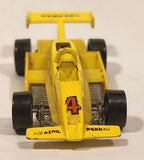 1992 Hot Wheels Thunderstreak Pennzoil Yellow Die Cast Toy Race Car Vehicle