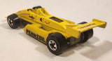 1992 Hot Wheels Thunderstreak Pennzoil Yellow Die Cast Toy Race Car Vehicle