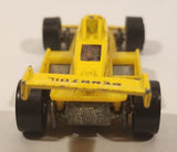 1992 Hot Wheels Thunderstreak Pennzoil Yellow Die Cast Toy Race Car Vehicle