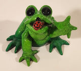 2009 Kitty Critters Bugsy Green Front with Ladybug On It's Tongue 3 1/4" Ceramic Figurine