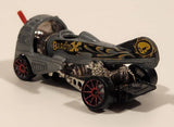 2004 Hot Wheels Wastlanders Dog Fighter Metalflake Grey Die Cast Airplane Style Toy Car Vehicle