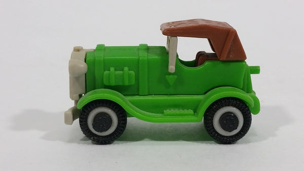 1991 Ferrero Kinder Surprise Classic Antique Snap Together Plastic Miniature Green Toy Car Vehicle - Treasure Valley Antiques & Collectibles