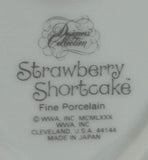 Vintage 1980 Designers Collection Strawberry Shortcake Fine Porcelain Heart Shaped Trinket Box WWA Inc Made in Japan