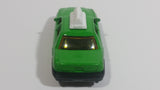 2012 Matchbox Airport Ground Crew 2006 Ford Crown Victoria Taxi Cab Green Die Cast Toy Car Vehicle