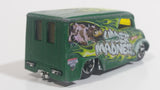 2010 Hot Wheels Monster Jam Dairy Delivery Udder Madness Die Cast Toy Car Vehicle