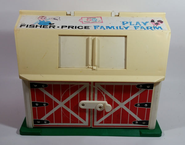 Vintage 1967 Fisher Price Toy Family Farm Moo Barn #915 Plastic Toy Barn - No longer Moos