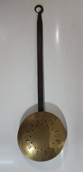 Vintage English Brass Bed Warmer with Long Handle Hearth Ware