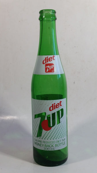 Rare Hard To Find Vintage Diet 7UP 300mL English French Green Glass Soda Pop Beverage Bottle