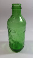 Vintage 1960s 7up "fresh up" with 7up Ca Ravigote 10 Fl oz Stubby Embossed Green Glass Beverage Bottle