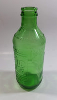 Vintage 1960s 7up "fresh up" with 7up Ca Ravigote 10 Fl oz Stubby Embossed Green Glass Beverage Bottle